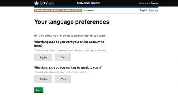 The language preferences web page from the Welsh language Universal Credit online service